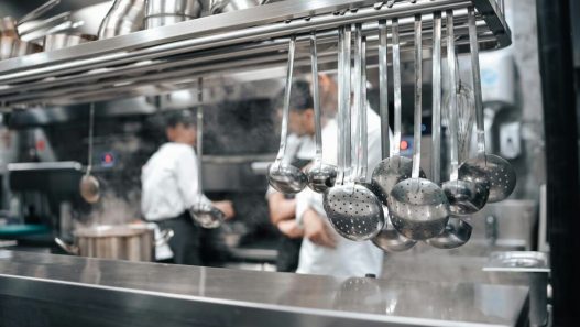 Fermeture du restaurant étoilé La Scène Thélème (Paris, 17e arr.)