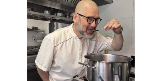 Les goûts de leur enfance. Le chef étoilé Sébastien Bonnet et le lapin de sa grand-mère