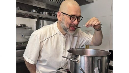 Les goûts de leur enfance. Le chef étoilé Sébastien Bonnet et le lapin de sa grand-mère