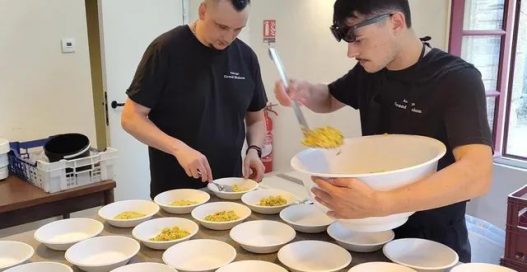 « On commence à nous appeler dès janvier » : en Centre Bretagne, ce chef étoilé a créé un repas convivial et festif