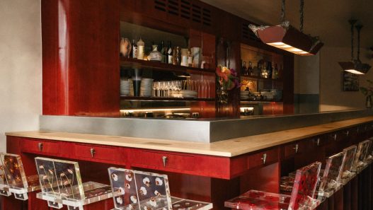 Bar Nomo, le nouveau restaurant japonais (très) cool du Marché Saint-Honoré