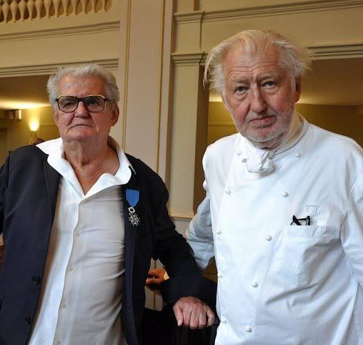 « Il a donné le goût du bon, du vrai » : le chef étoilé Christian Étienne promu officier de l’ordre national du Mérite