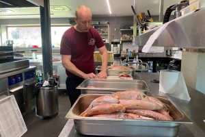 Transition alimentaire : Stefan Jacobs, le chef étoilé en vert veut faire "manger mieux demain"