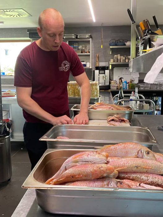 Transition alimentaire : Stefan Jacobs, le chef étoilé en vert veut faire "manger mieux demain"
